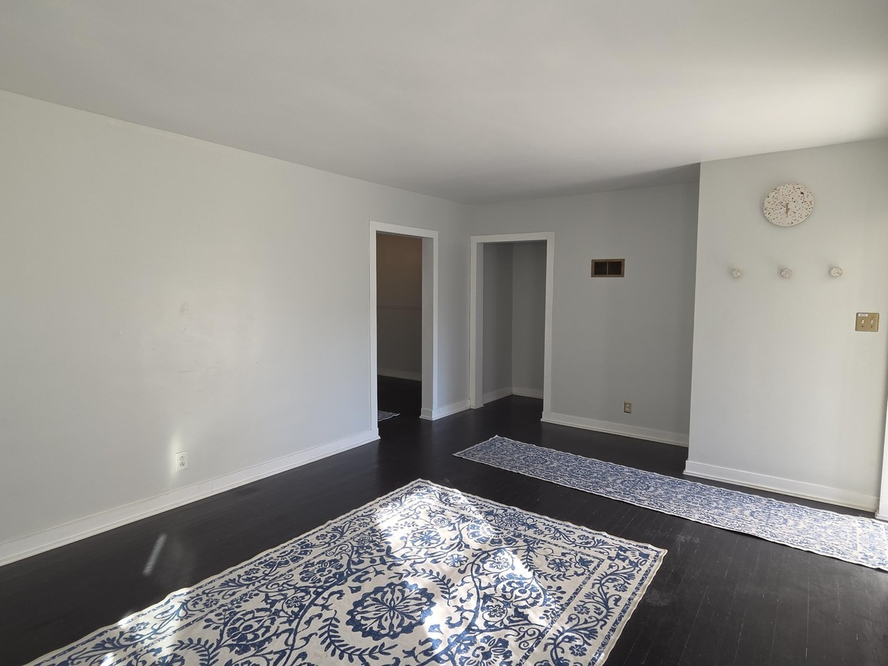 301 Beacon Pl - Photo 3 of 32