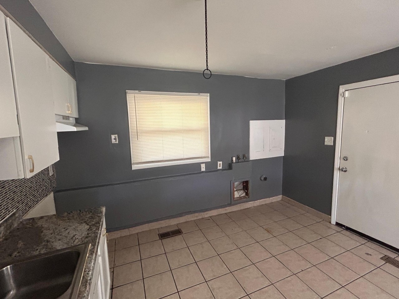 4255 Tennessee St - Photo 5 of 16
