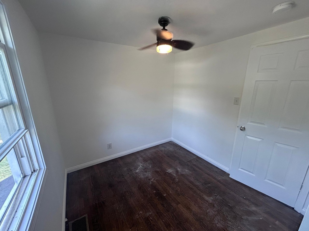 890 Idaho St - Photo 7 of 14