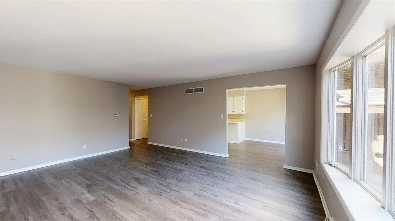 927 High Meadow Dr - Photo 5 of 16