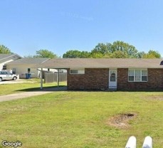 3135 S Oliver Ave - Photo 1 of 1