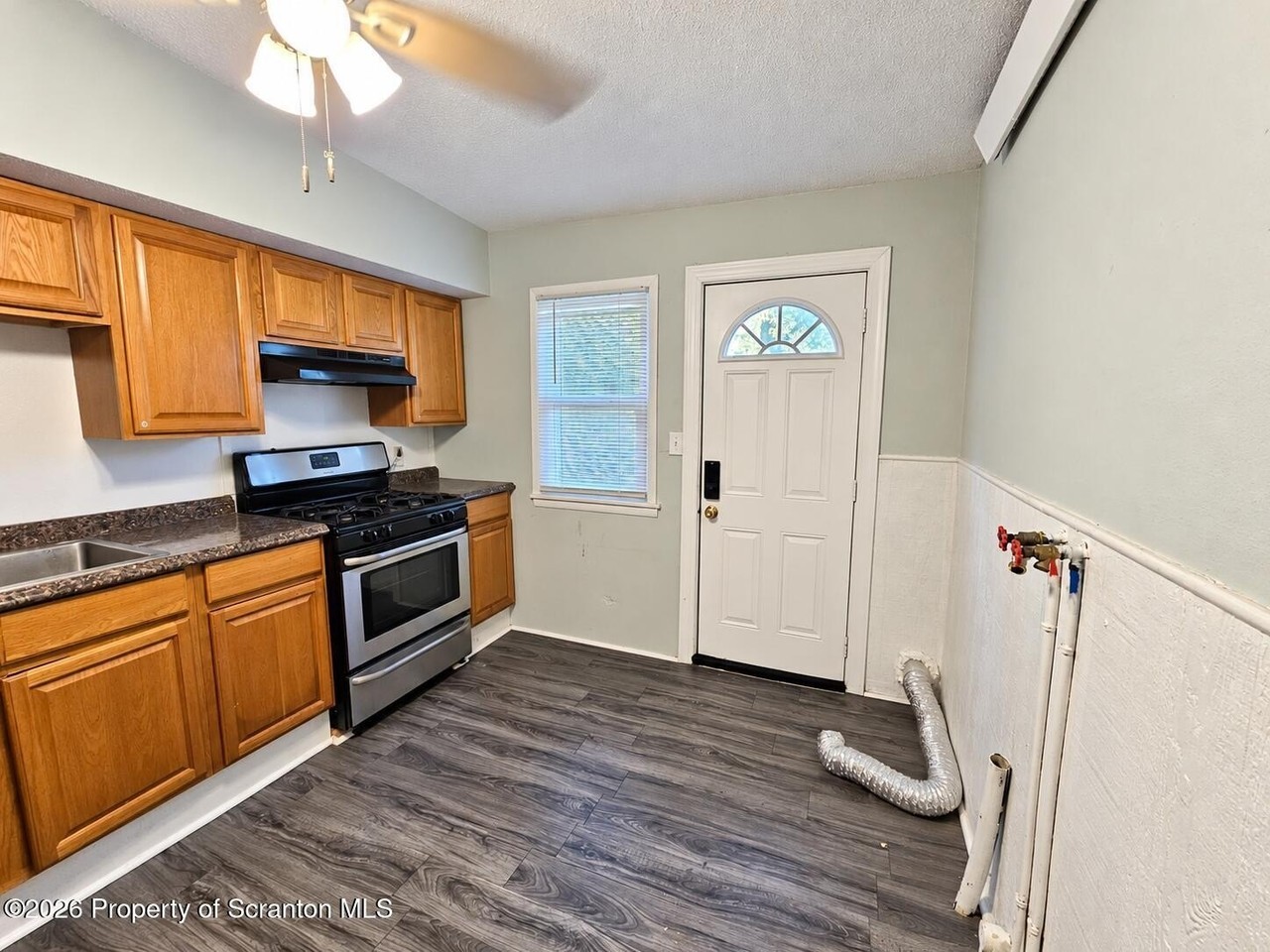 5 Miller St - Photo 4 of 13