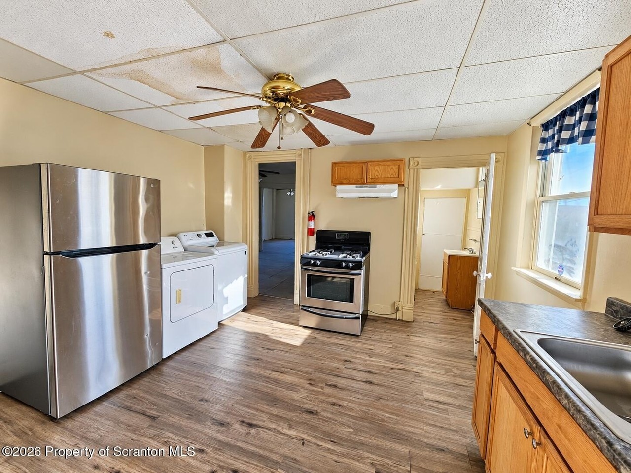 1403 N Sumner Ave #1stFL - Photo 3 of 8