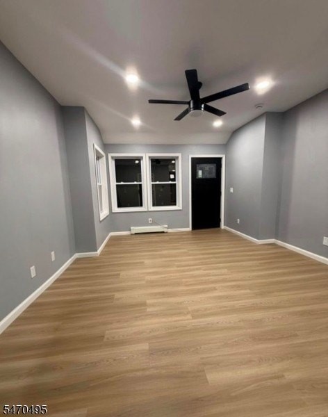 425 Howe Ave #1 - Photo 5 of 8