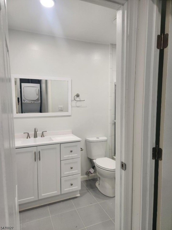 3 Bolton Ct - Photo 4 of 16