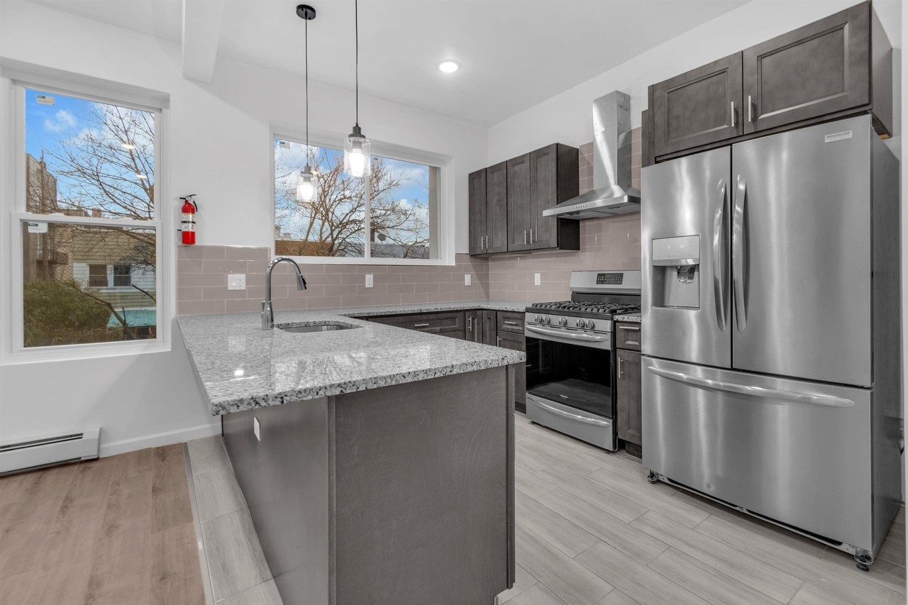 309 59th St #2 - Photo 7 of 20