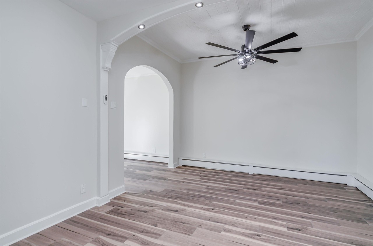 412 51st St #2 - Photo 6 of 19