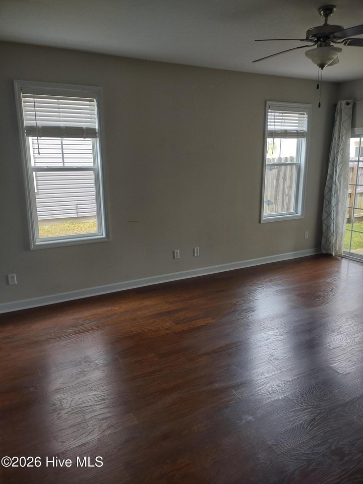 309 Frisco Way - Photo 4 of 4