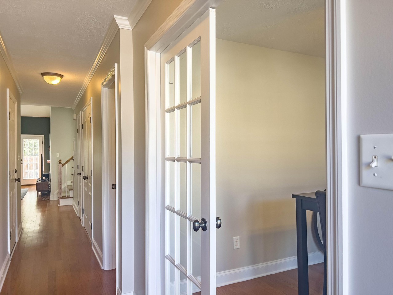 843 Landing Dr - Photo 2 of 29