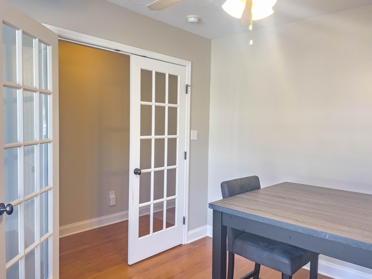 843 Landing Dr - Photo 3 of 29