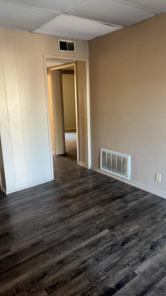 2323 S Virginia St #A3 - Photo 7 of 7