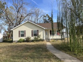featured image of 218 Magnolia Dr