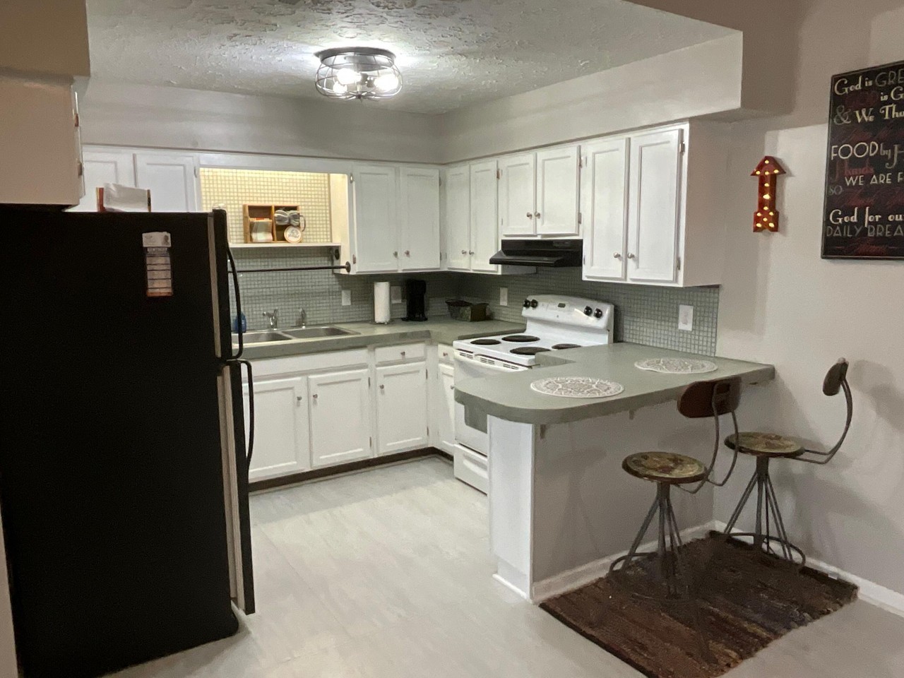 127 N Court St #5 - Photo 7 of 12