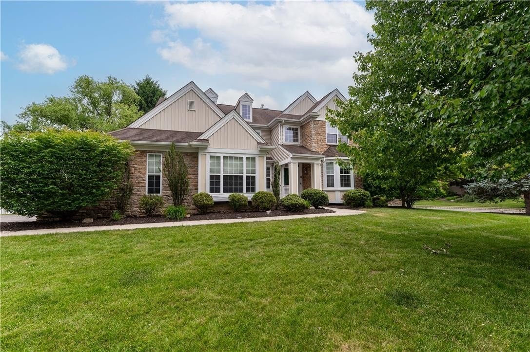 780 Ramblewood Dr - Photo 2 of 50