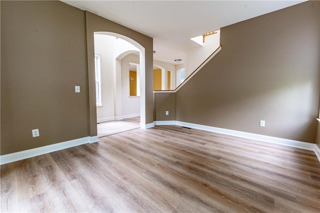 780 Ramblewood Dr - Photo 6 of 50