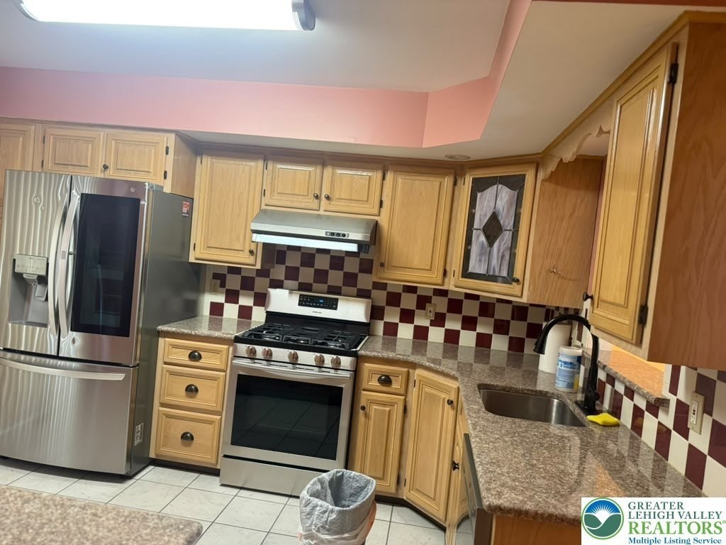 2731 Tamlynn Ln - Photo 7 of 24