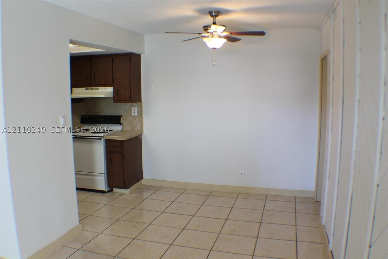 2105 Nw 56th Ave #7C - Photo 3 of 6