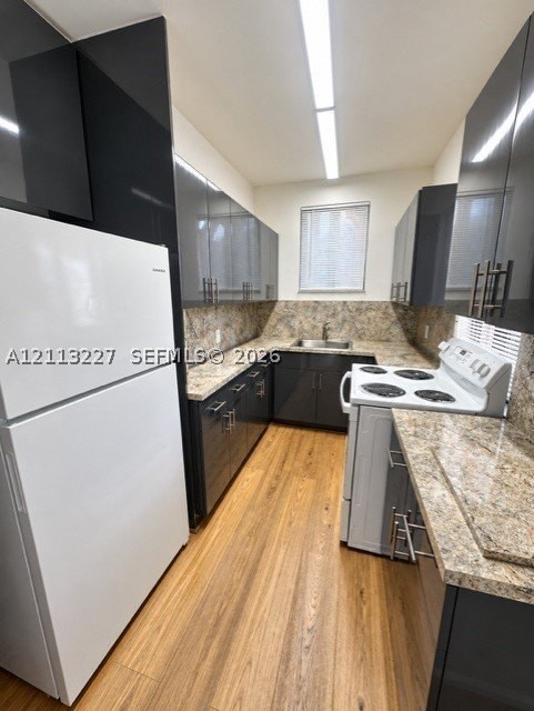 226 Sw 21st Ave #D - Photo 4 of 9