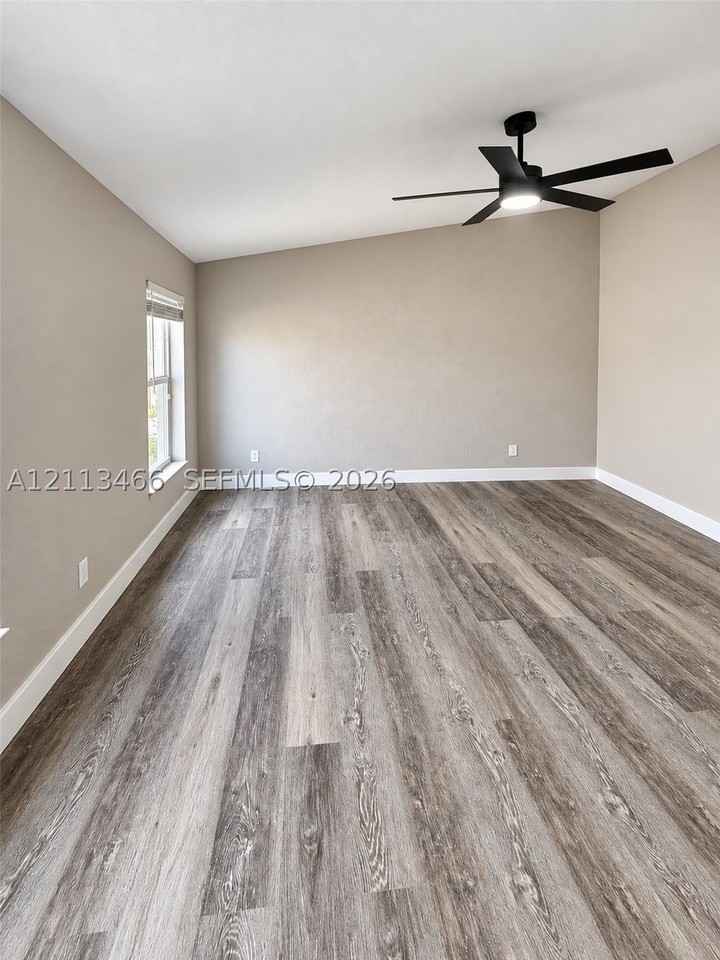 2434 Adams St #0 - Photo 5 of 18