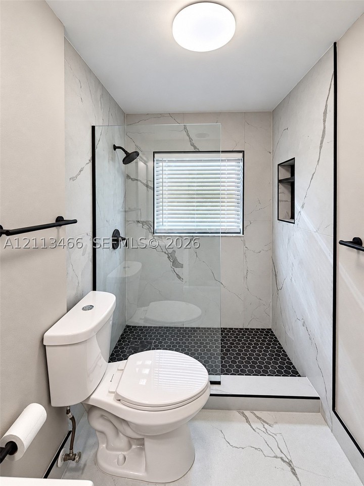 2434 Adams St #0 - Photo 6 of 18