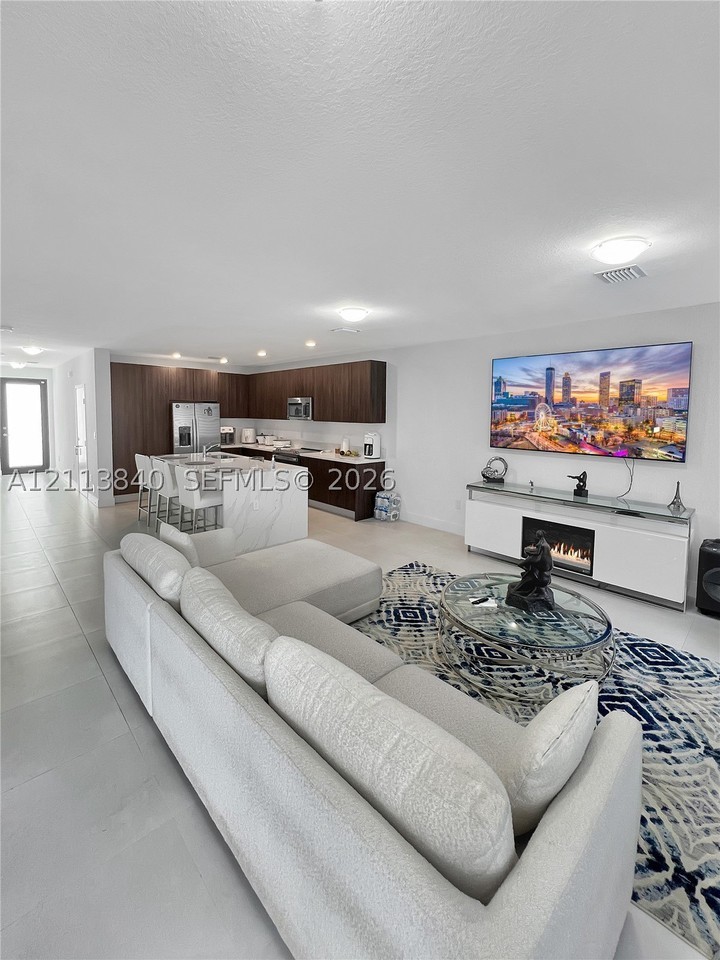 13623 Sw 157th Ct #13623 - Photo 5 of 17