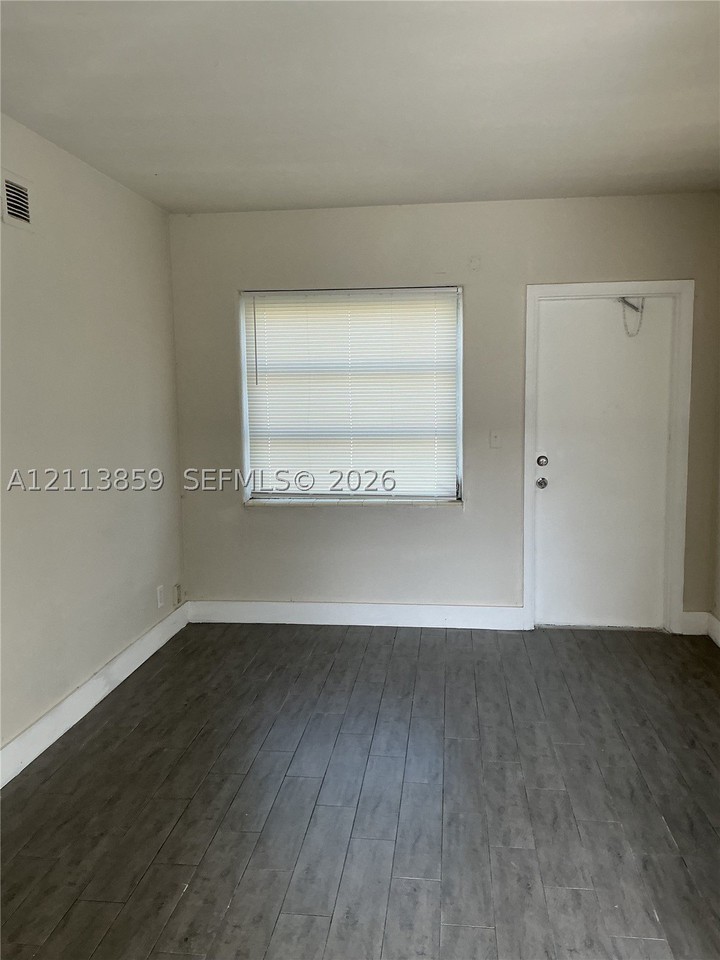2222 Van Buren St #26 - Photo 3 of 11