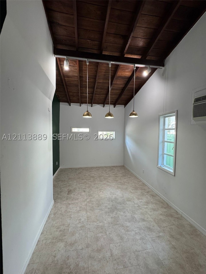 1247 Alton Rd - Photo 5 of 23