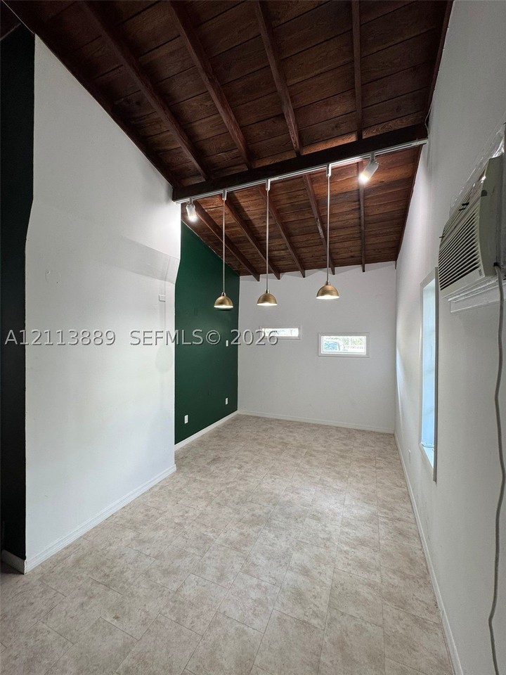 1247 Alton Rd - Photo 6 of 23