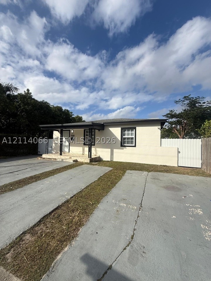 3281 Nw 14th Ter #1 - Photo 2 of 10