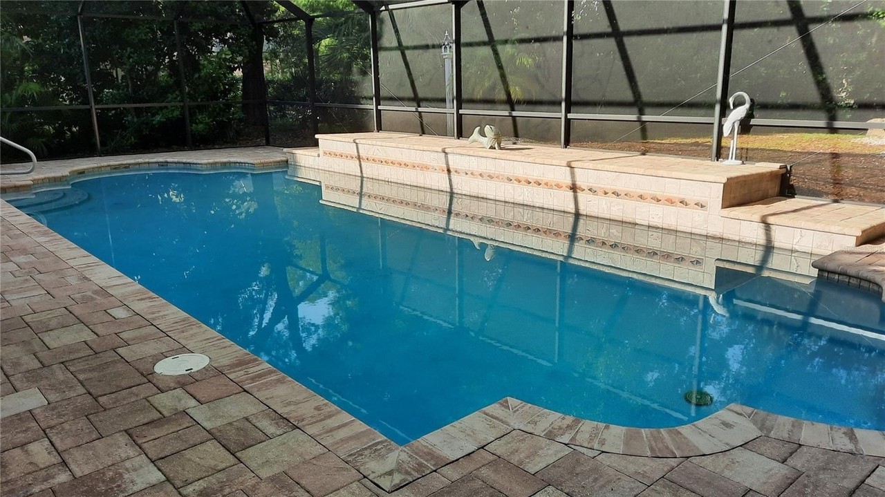 3621 Galway Ln - Photo 3 of 39