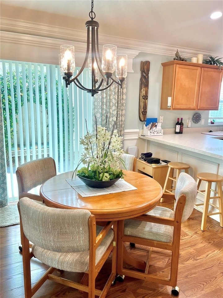 1820 Foliage Ln - Photo 5 of 35