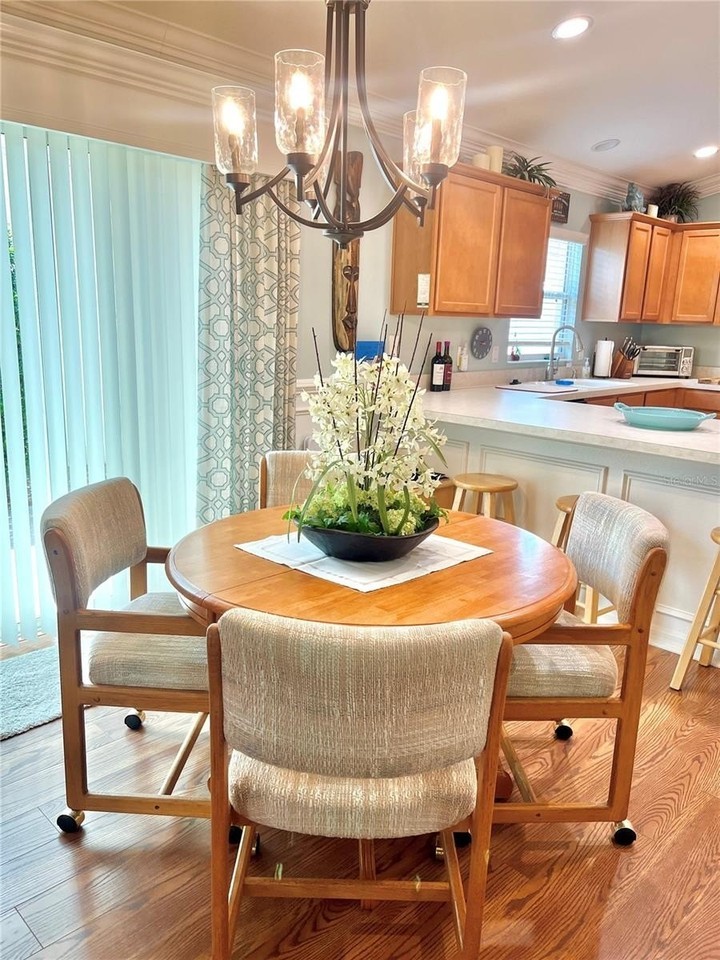 1820 Foliage Ln - Photo 6 of 35