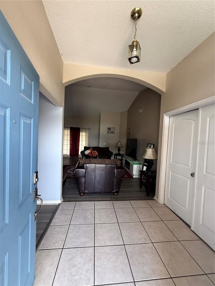 649 Sierra Cir - Photo 3 of 13