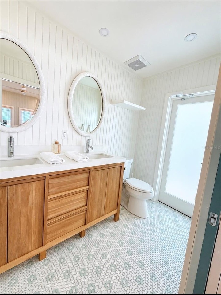822 Gulf Blvd #1 - Photo 7 of 21