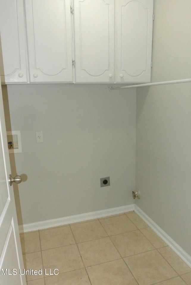 9731 Pigeon Roost Park Cir - Photo 5 of 18
