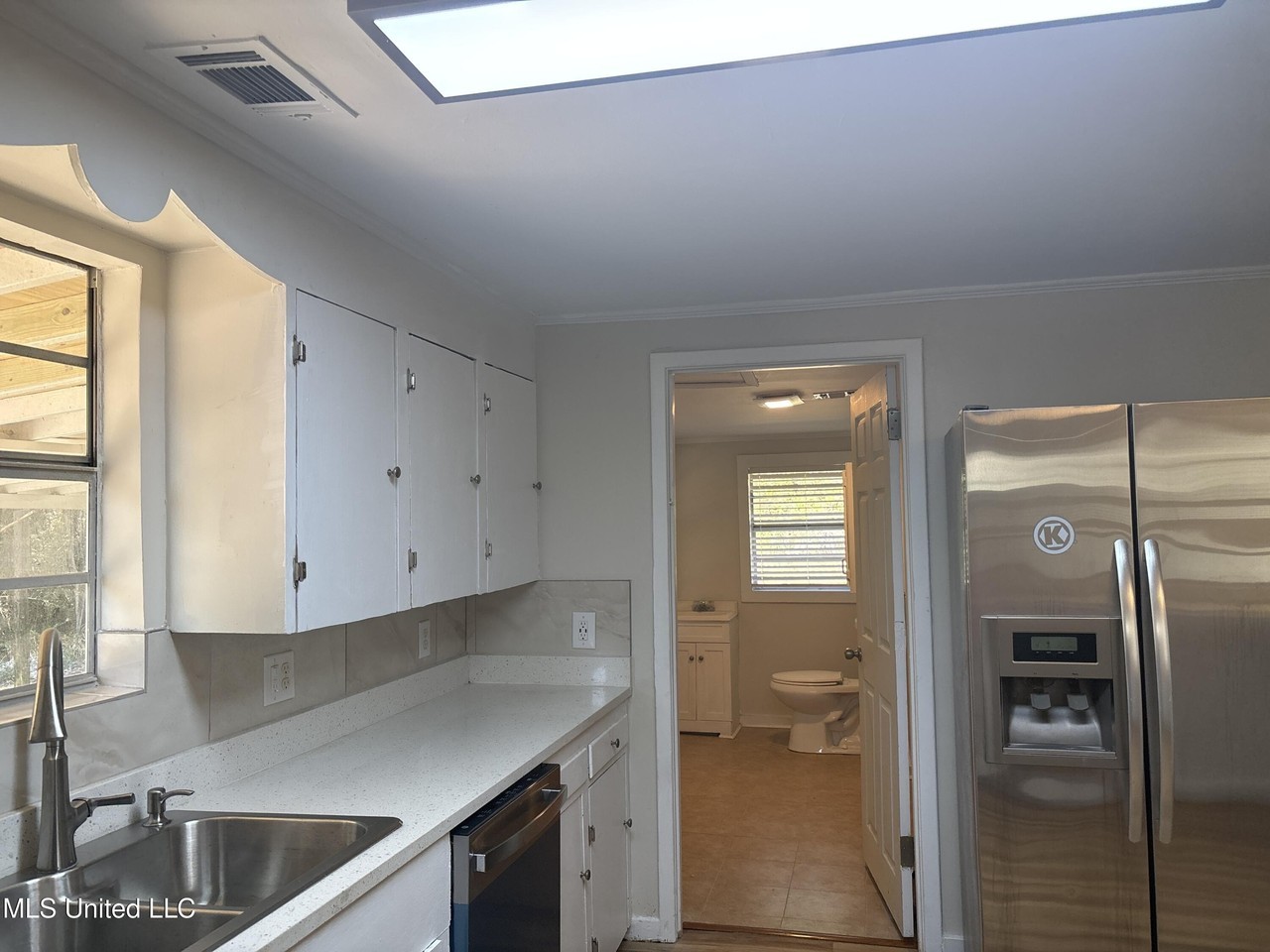20260 28th St - Photo 5 of 14