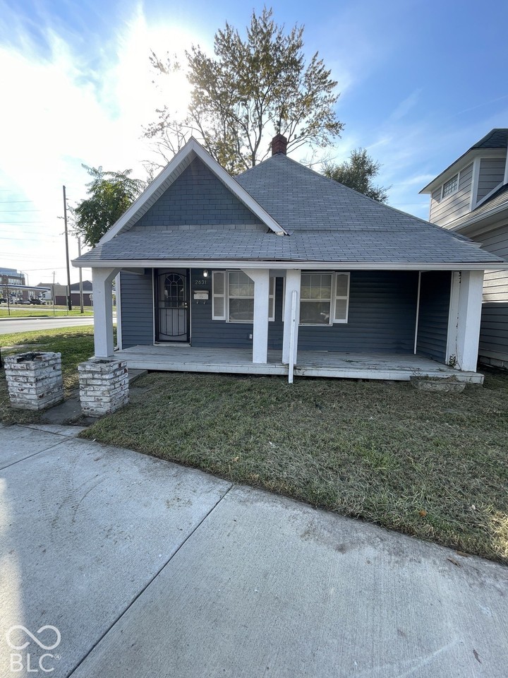 2631 Southeastern Ave