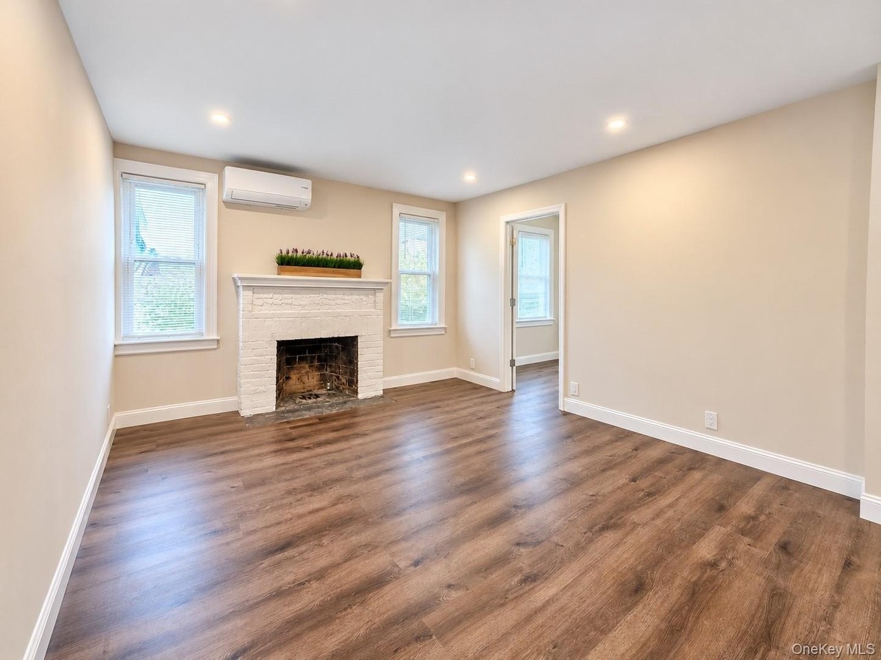 576 Liberty Ave - Photo 3 of 21