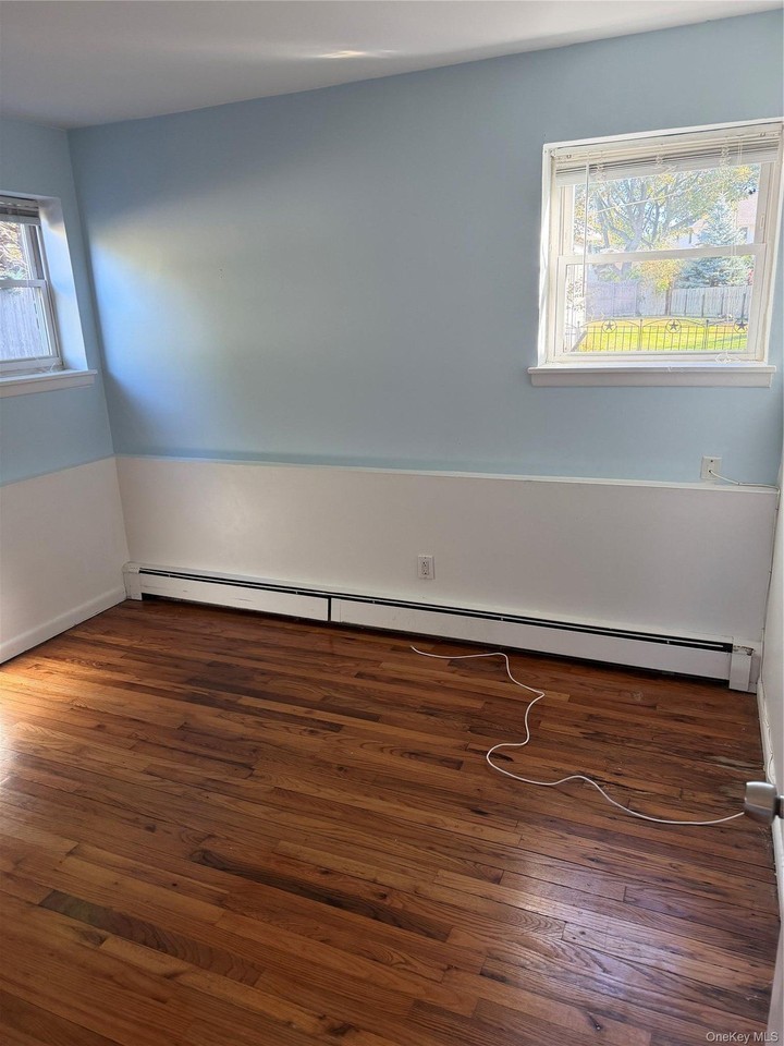 49 Garfield Ave - Photo 7 of 9