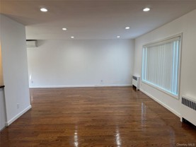 2243 Renfrew Ave - Photo 1 of 1