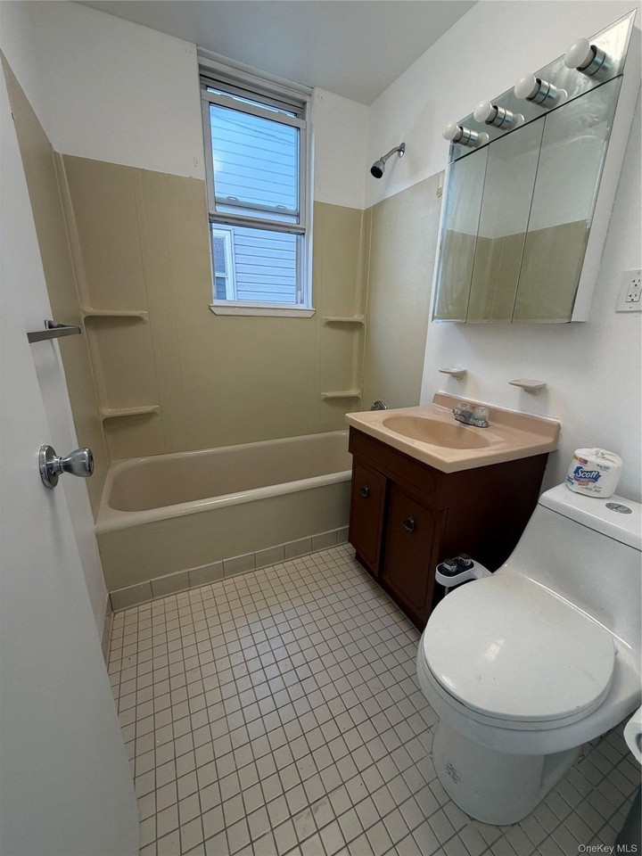 7103 69th Pl #2 - Photo 3 of 12