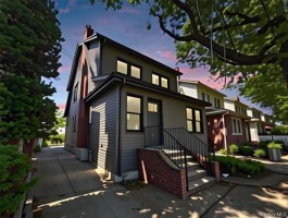 featured image of 9138 Springfield Blvd #2ndFL