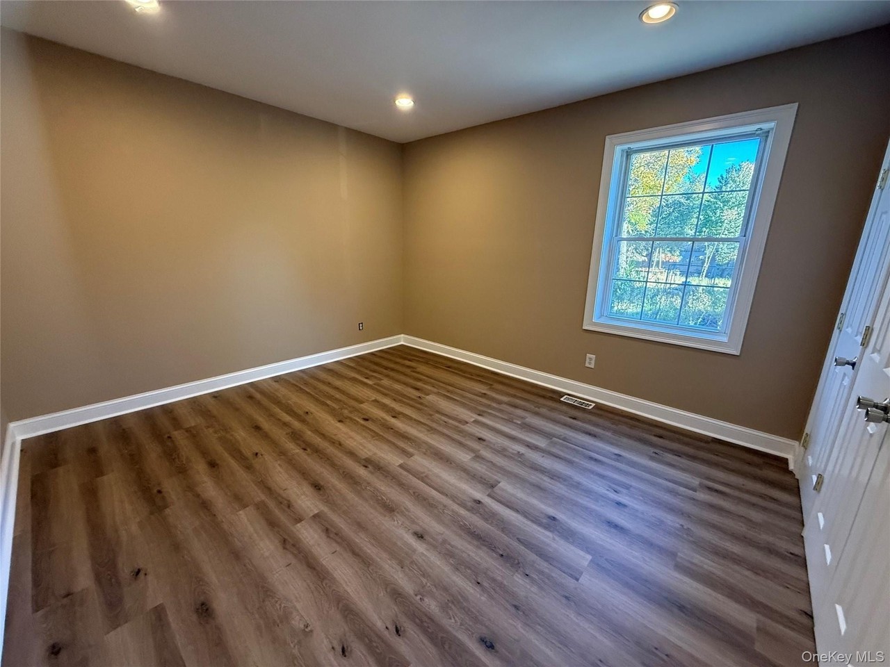 120 Hammond St #1 - Photo 5 of 10