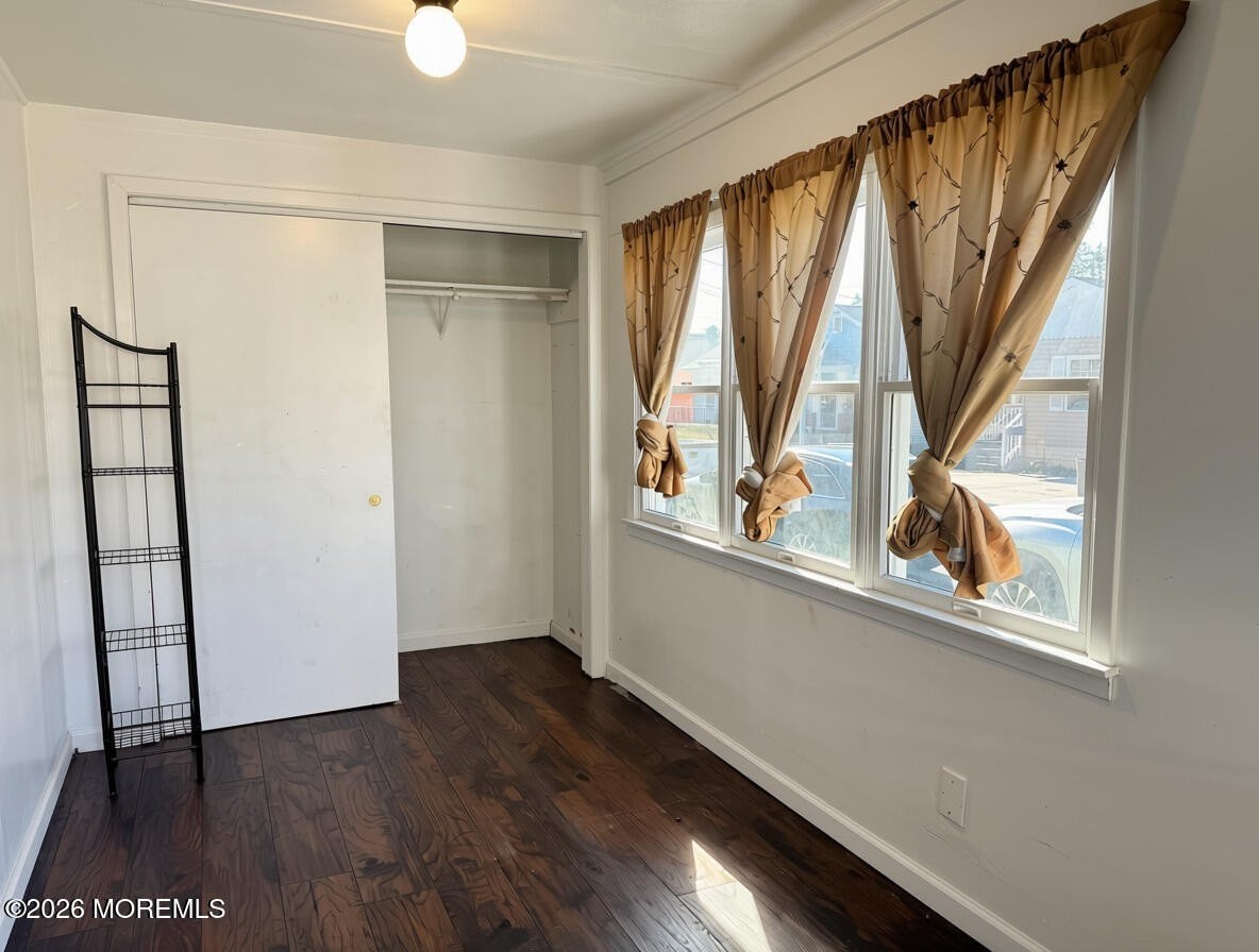16 Randall Pl - Photo 7 of 16