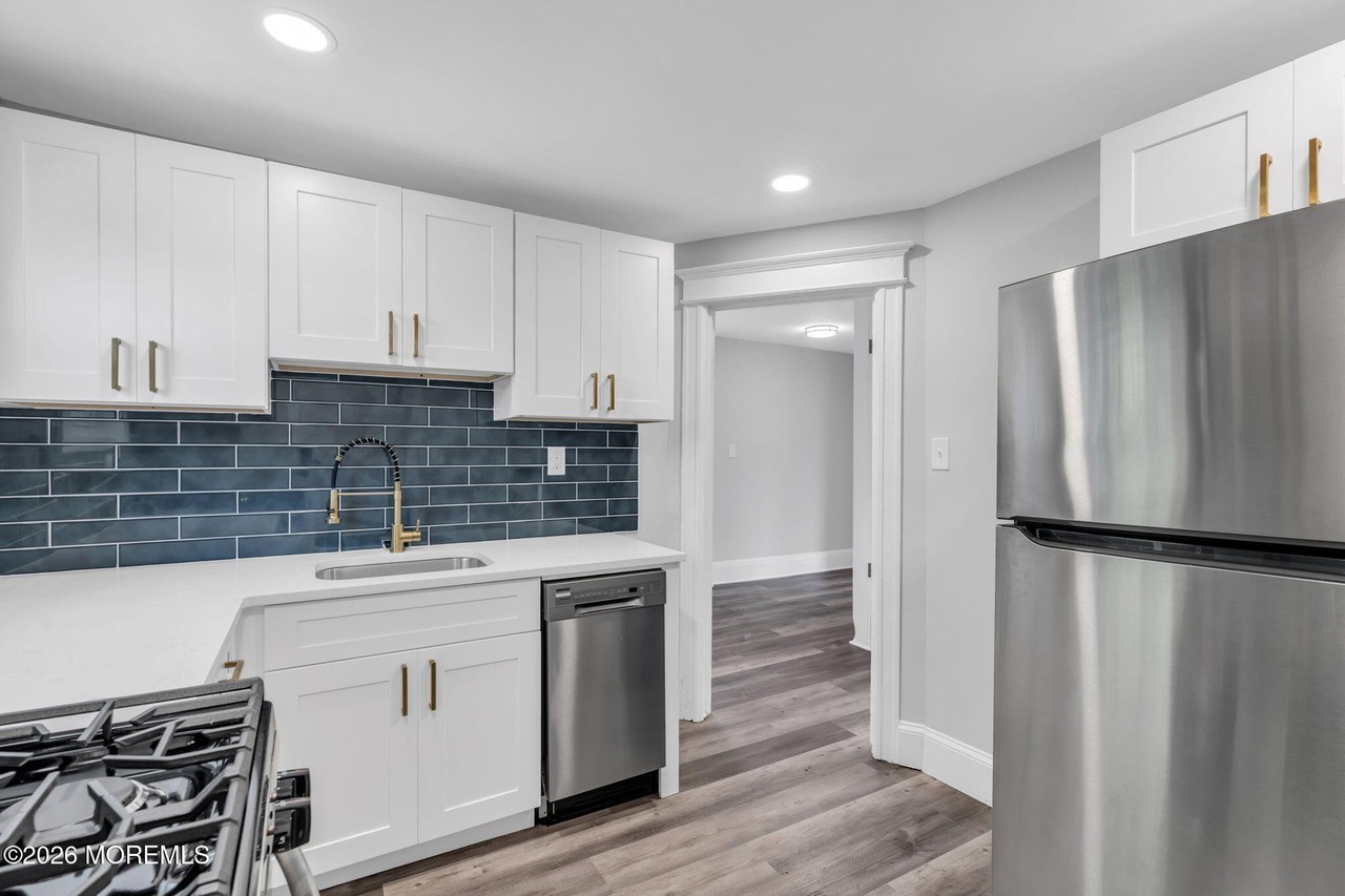 209 Atkins Ave #2ndFL - Photo 5 of 22