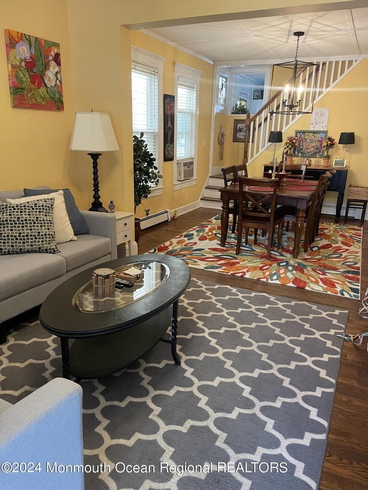 56 Heck Ave - Photo 5 of 16