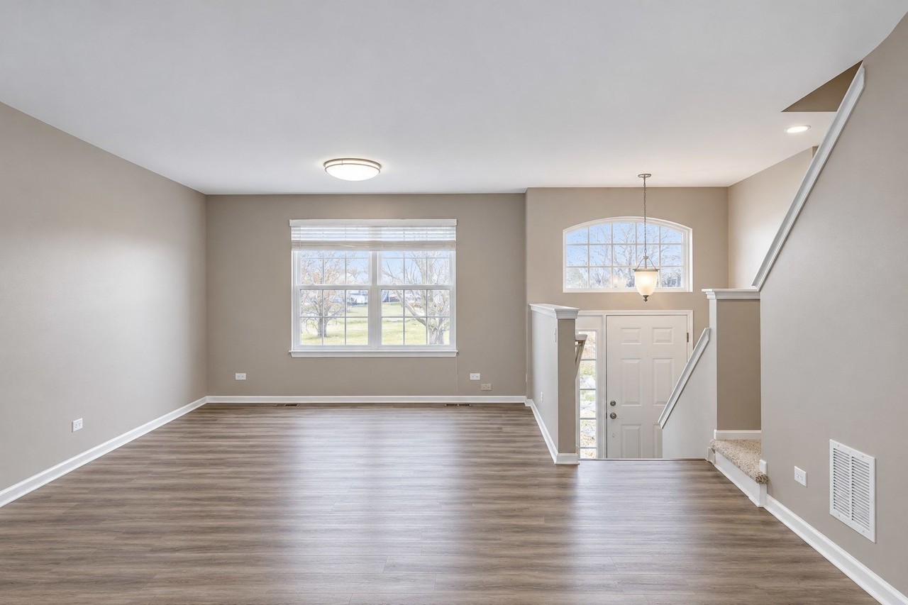 14527 Patriot Square Dr E - Photo 5 of 21