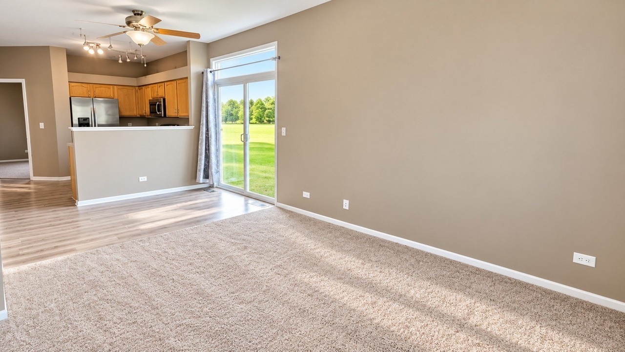2182 Rebecca Cir - Photo 3 of 22