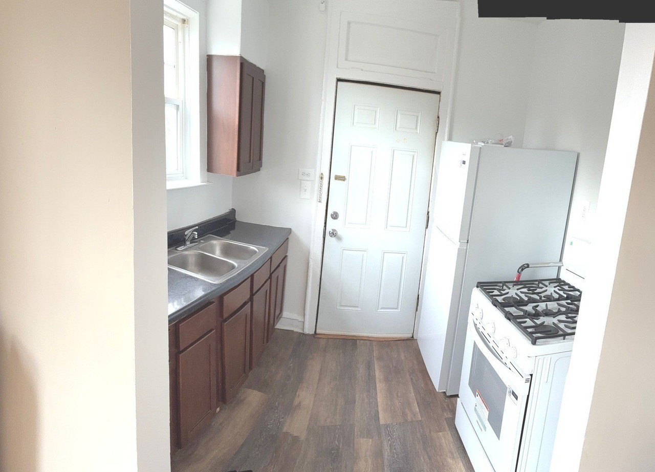 3908 N Central Ave #2A - Photo 4 of 8