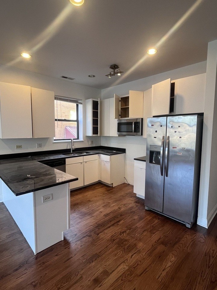 5644 N California Ave #1S - Photo 4 of 15